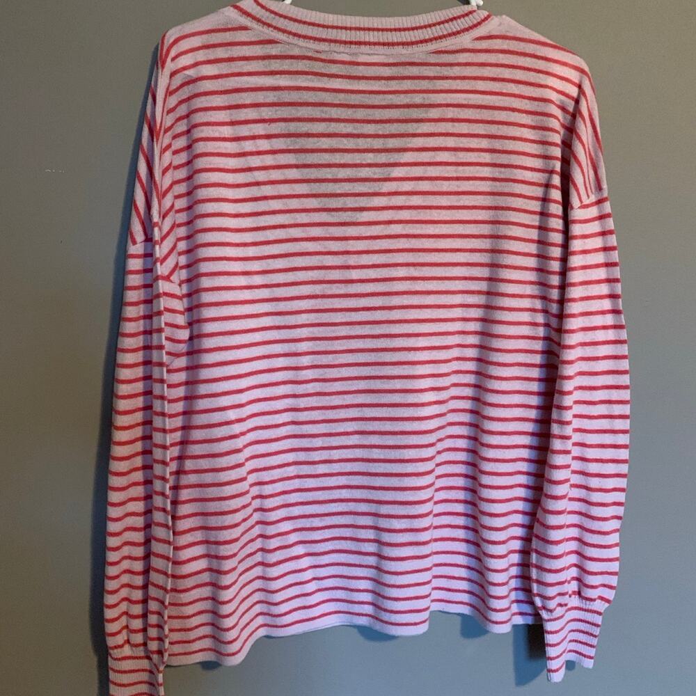 GAP Sweater - Picture 2 of 7